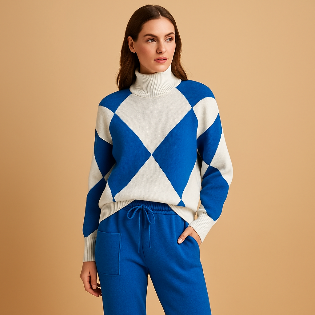 Comfortable sweatshirt and jogger pants lounge set for women | Harper