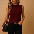 Lightweight round neck t-shirt for women | Mia