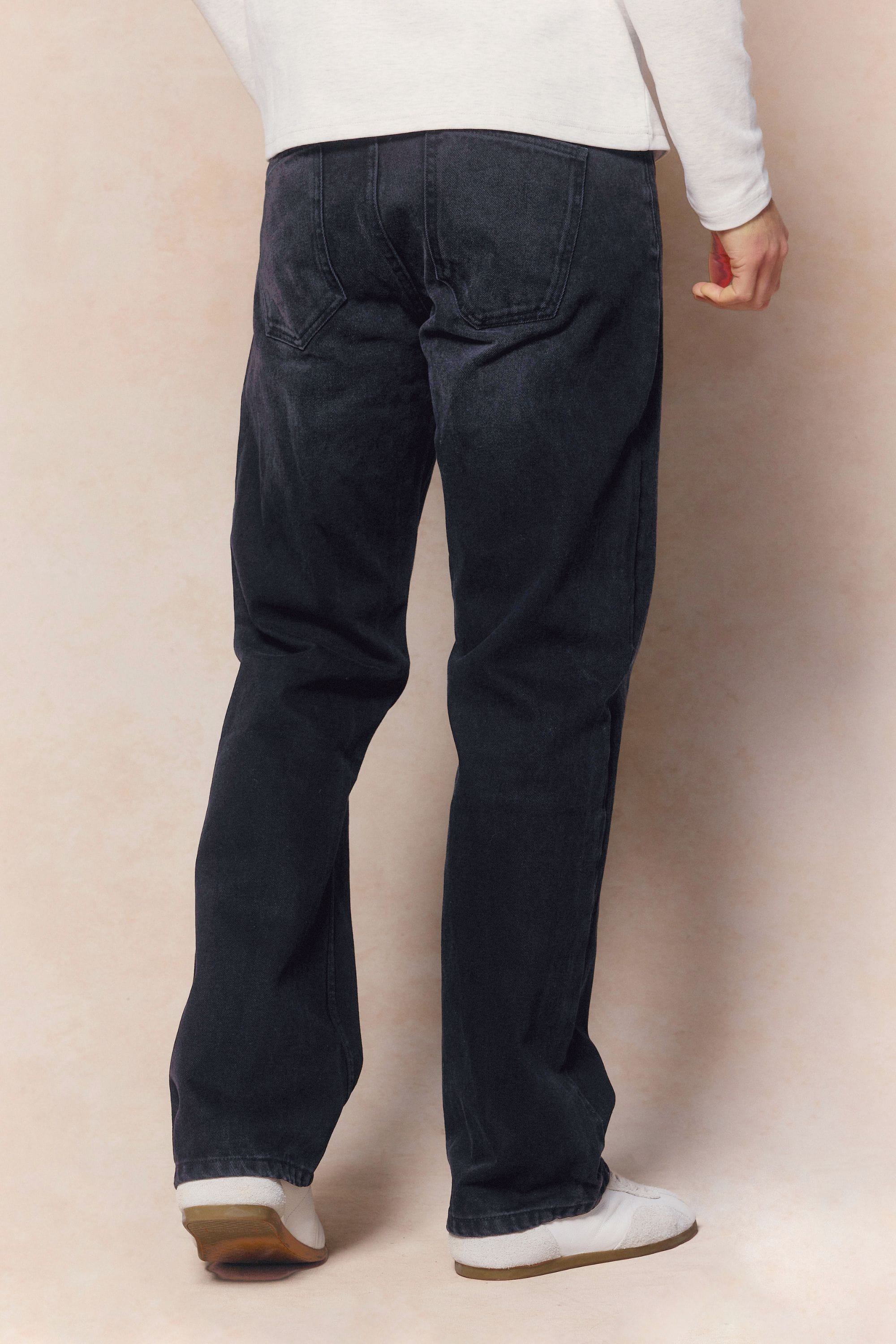 Mason Relaxed Fit Jeans - Black Wash