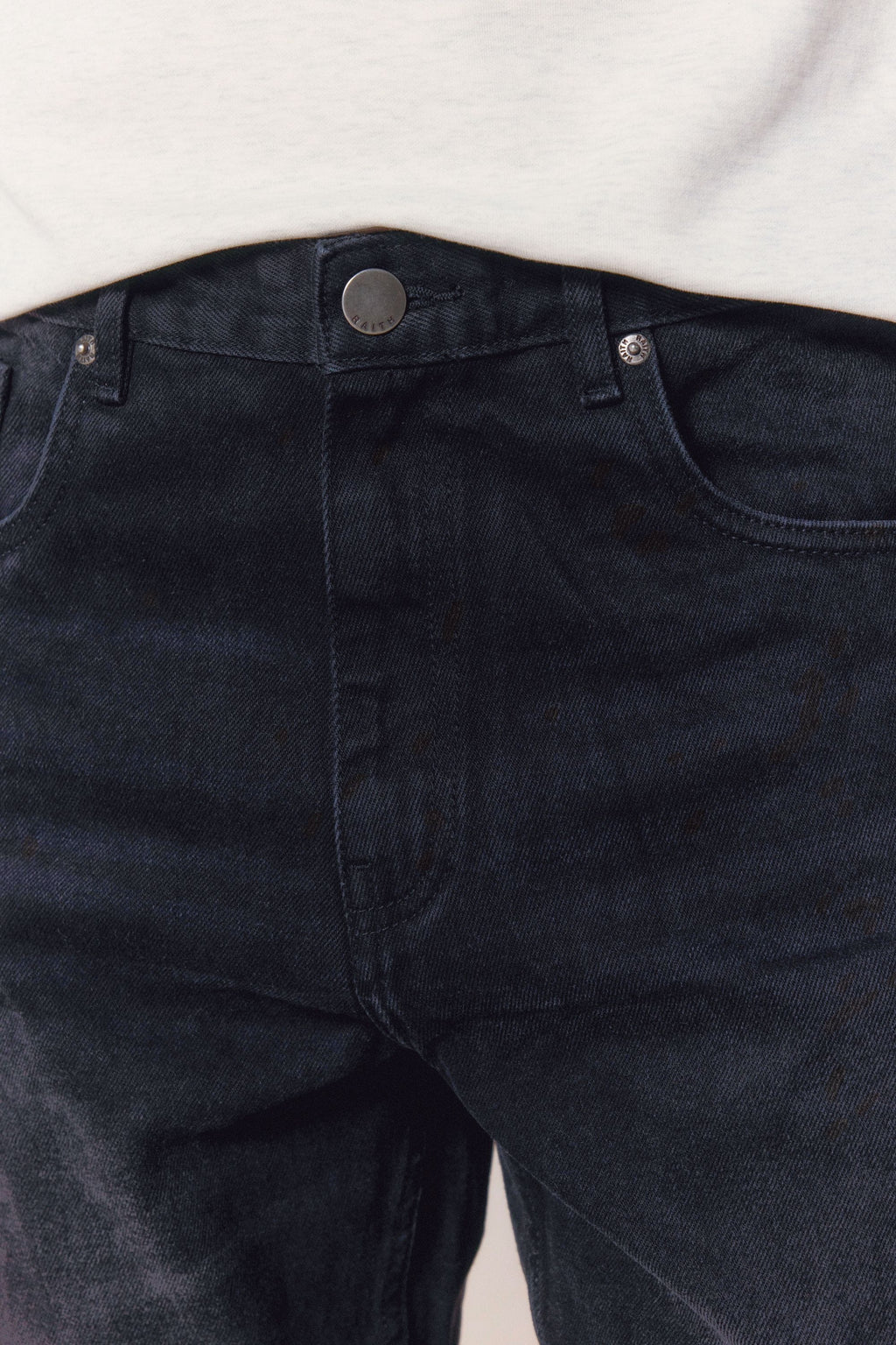 Mason Relaxed Fit Jeans - Black Wash