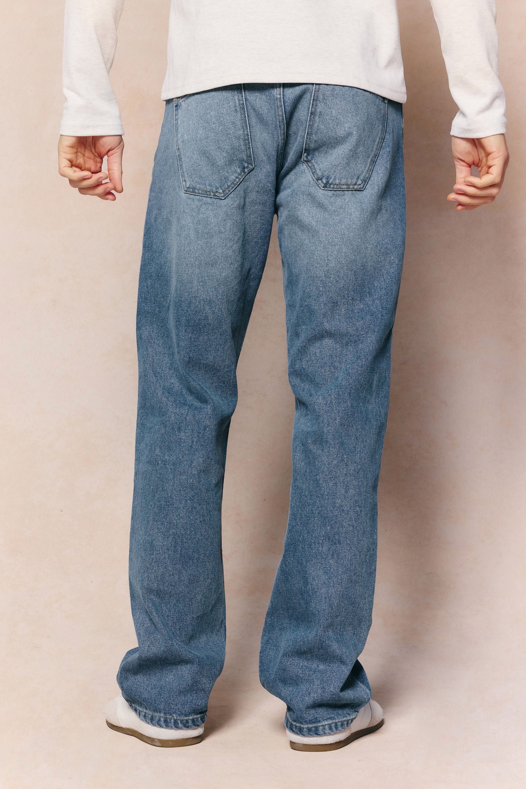 Mason Relaxed Fit Jeans - Midwash Indigo